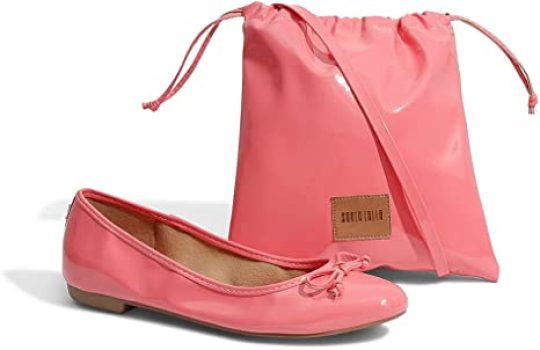 Sapatilha envernizada rosa com bolsa