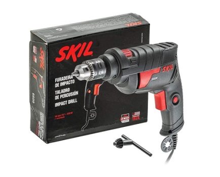 Furadeira de Impacto Skil 6600 570W 220V com chave de mandril