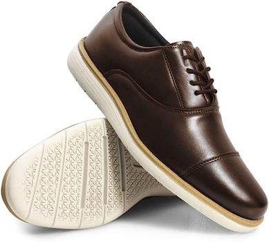 Kit Sapato Masculino Oxford Italiano Phillipo Eco Canyon em Material Alternatico com Fechamento em Cadarço e Costuras Personalizada + Palmilha Grossa Confortável com elevação de 2 cm