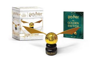 Harry Potter Golden Snitch Kit (Revised and Upgraded): Revised Edition Capa comum – 8 agosto 2023